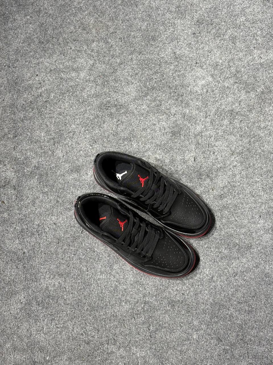 Nike Air Jordan Low 1